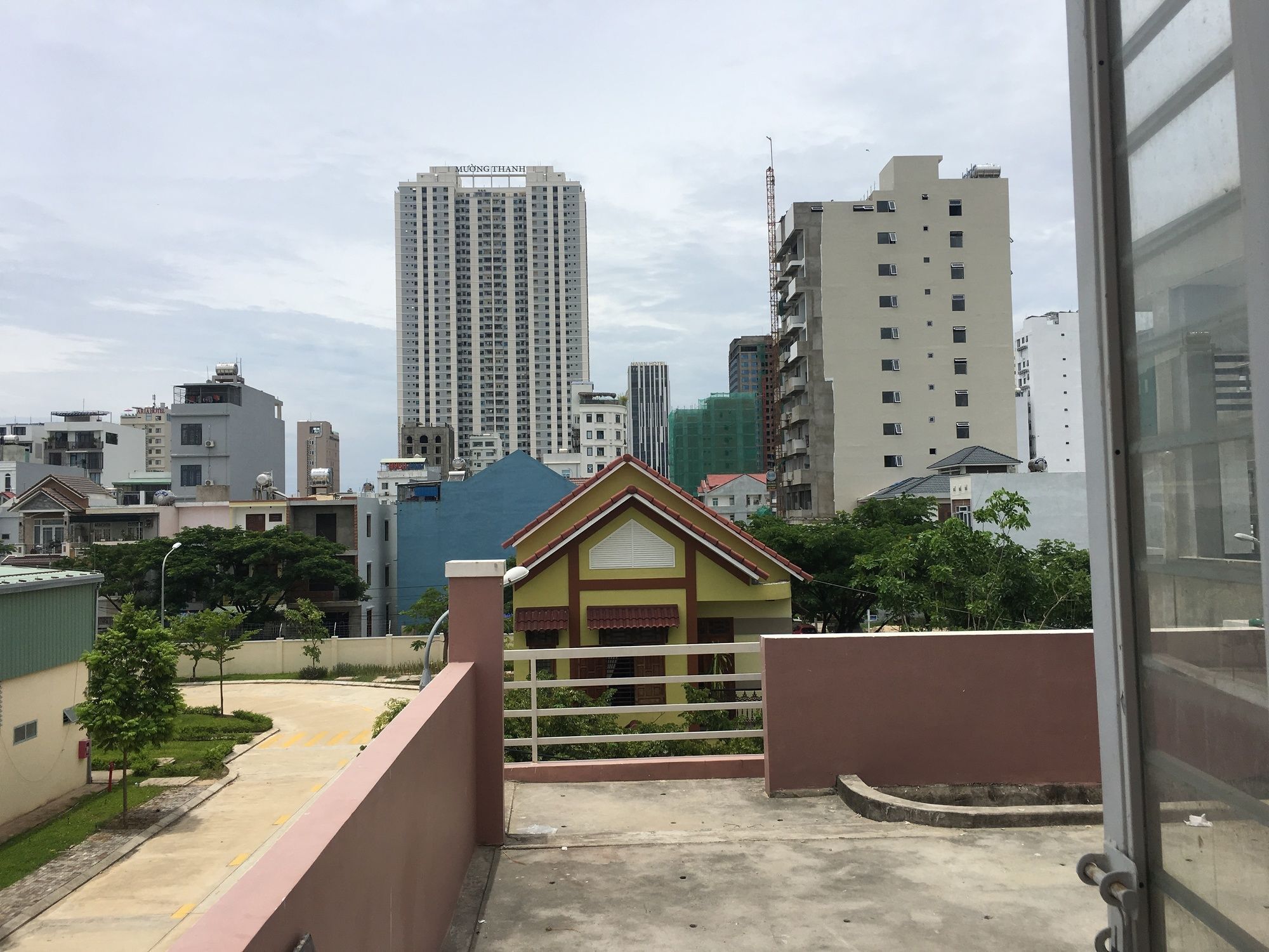 Bella Apartment My Khe Beach Da Nang Zewnętrze zdjęcie