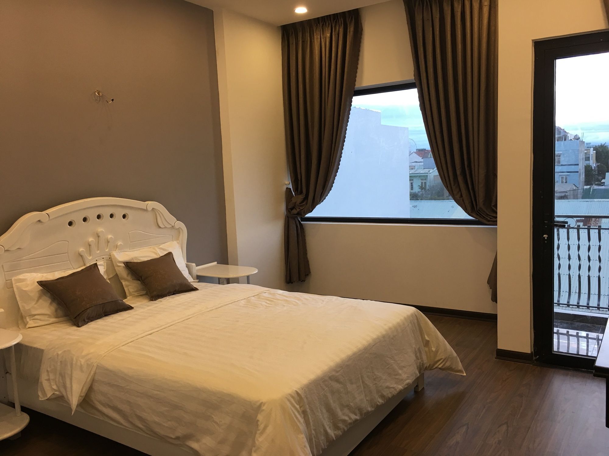 Bella Apartment My Khe Beach Da Nang Zewnętrze zdjęcie